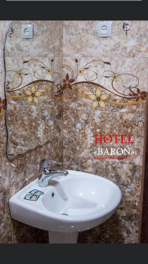 Baron Hotel Vanadzor Extérieur photo